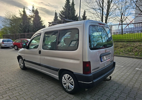 Peugeot Partner cena 5000 przebieg: 220000, rok produkcji 2000 z Stopnica małe 46